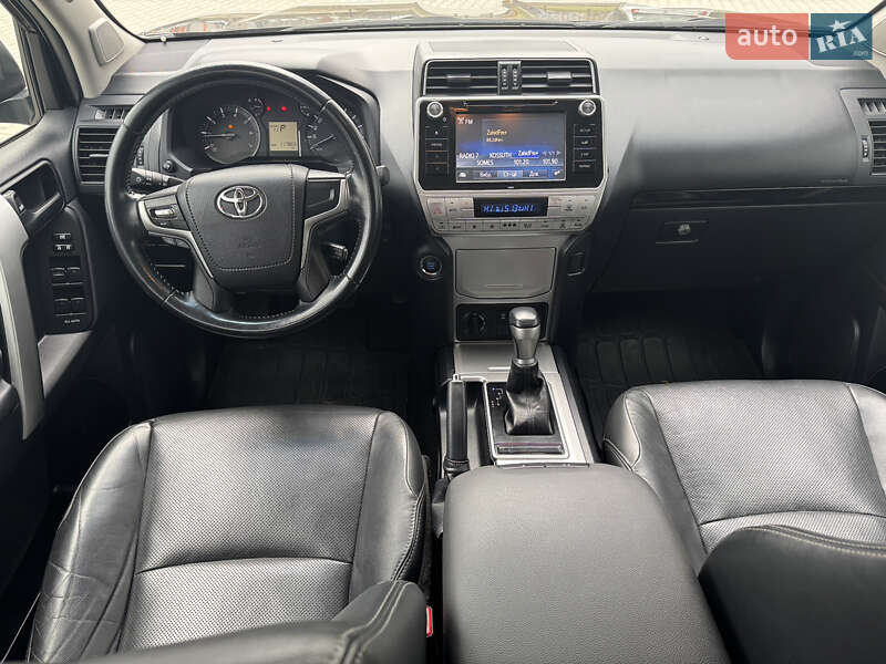 Внедорожник / Кроссовер Toyota Land Cruiser Prado 2019 в Хусте