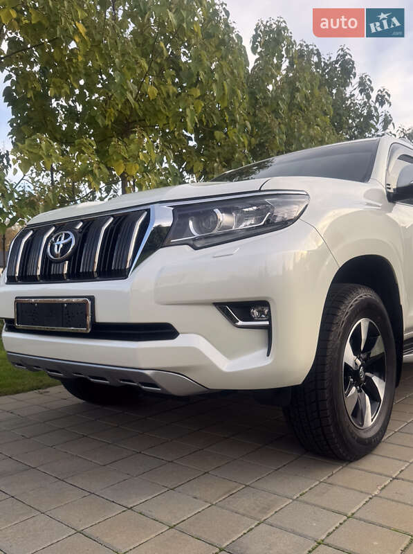Внедорожник / Кроссовер Toyota Land Cruiser Prado 2022 в Черкассах фото 4 Внедорожник / Кроссовер Toyota Land Cruiser Prado 2022 в Черкассах
