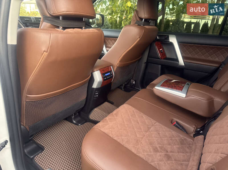Внедорожник / Кроссовер Toyota Land Cruiser Prado 2022 в Черкассах фото 58 Внедорожник / Кроссовер Toyota Land Cruiser Prado 2022 в Черкассах
