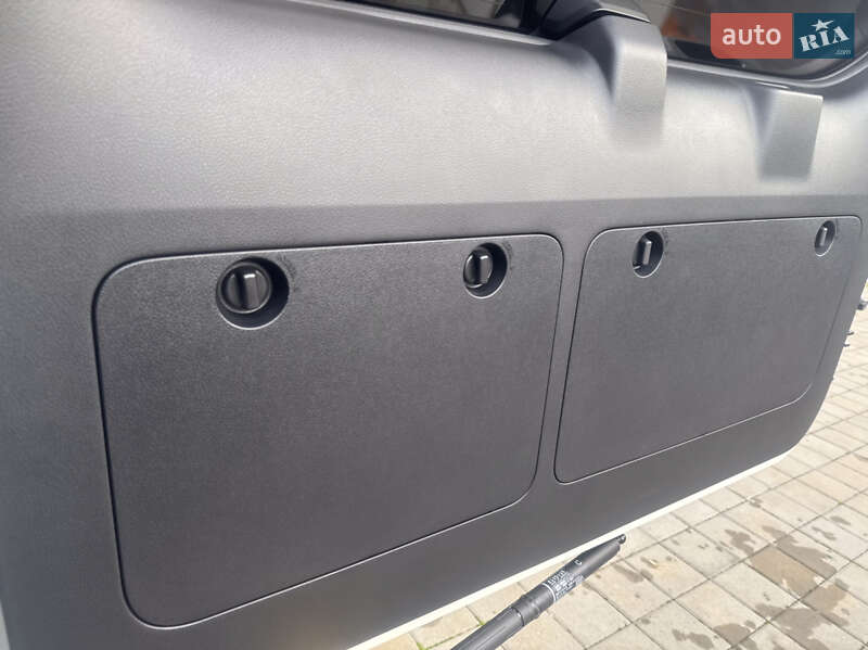 Внедорожник / Кроссовер Toyota Land Cruiser Prado 2022 в Черкассах фото 65 Внедорожник / Кроссовер Toyota Land Cruiser Prado 2022 в Черкассах