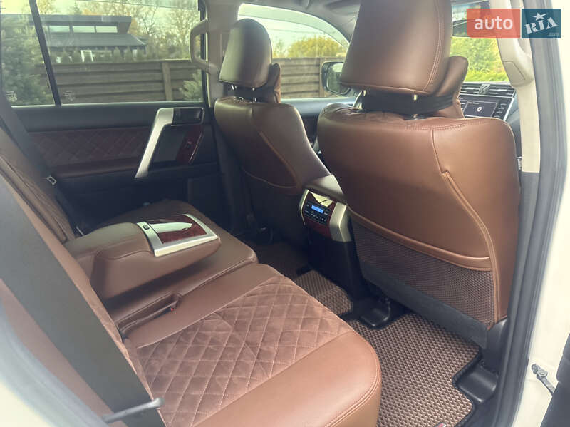 Внедорожник / Кроссовер Toyota Land Cruiser Prado 2022 в Черкассах фото 69 Внедорожник / Кроссовер Toyota Land Cruiser Prado 2022 в Черкассах