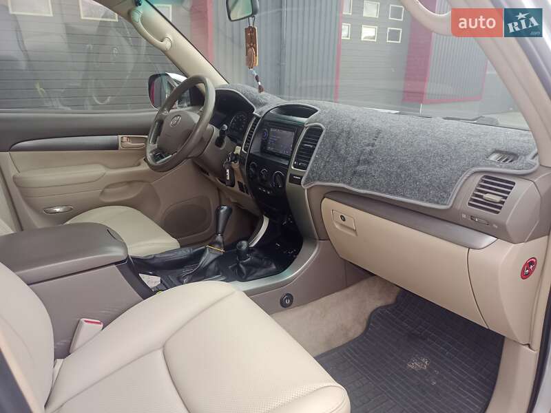 Позашляховик / Кросовер Toyota Land Cruiser Prado 2004 в Лубнах фото 21 Позашляховик / Кросовер Toyota Land Cruiser Prado 2004 в Лубнах