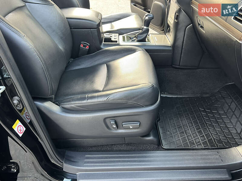 Позашляховик / Кросовер Toyota Land Cruiser Prado 2018 в Києві