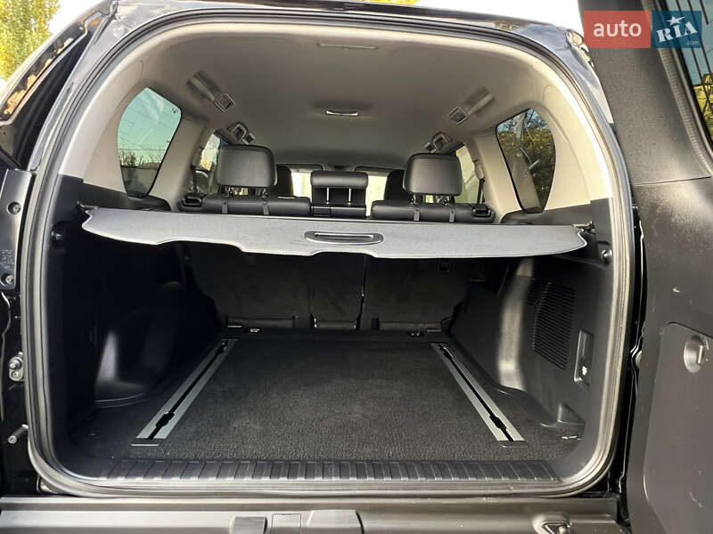 Позашляховик / Кросовер Toyota Land Cruiser Prado 2018 в Києві