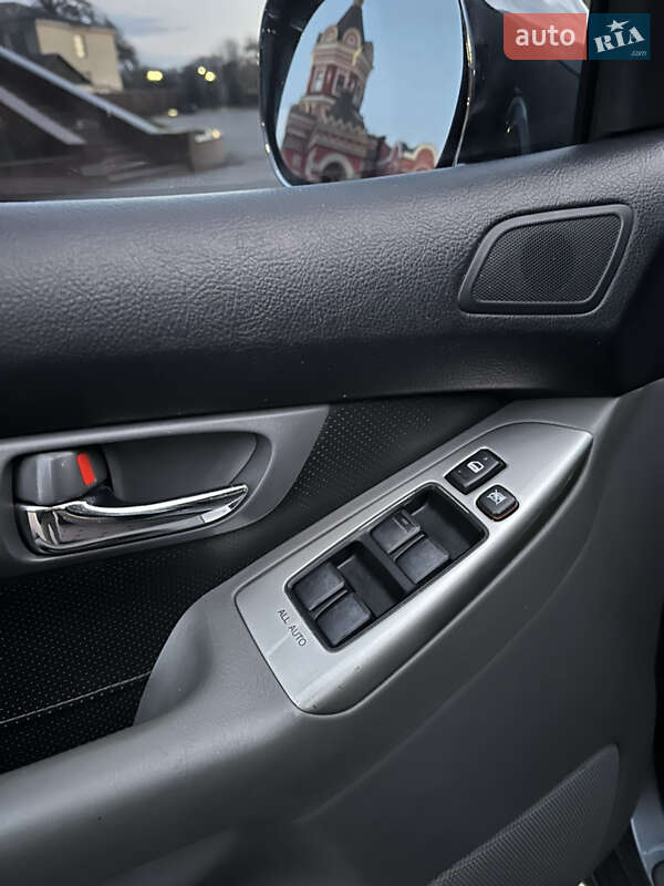 Внедорожник / Кроссовер Toyota Land Cruiser Prado 2006 в Днепре фото 30 Внедорожник / Кроссовер Toyota Land Cruiser Prado 2006 в Днепре