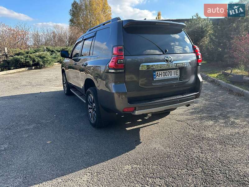 Внедорожник / Кроссовер Toyota Land Cruiser Prado 2023 в Днепре