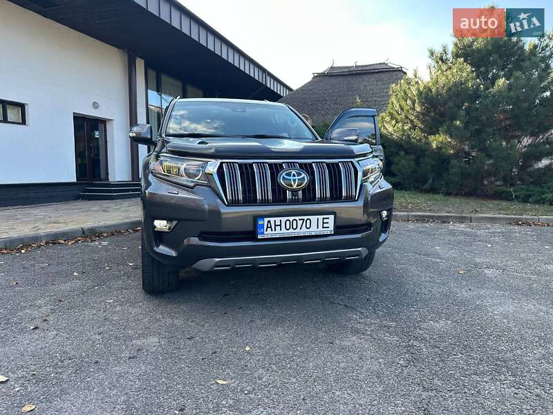 Внедорожник / Кроссовер Toyota Land Cruiser Prado 2023 в Днепре