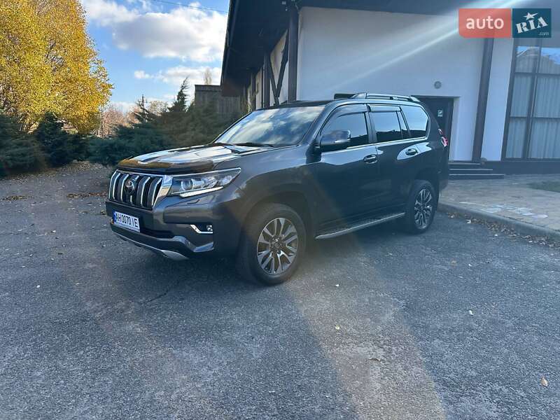 Внедорожник / Кроссовер Toyota Land Cruiser Prado 2023 в Днепре