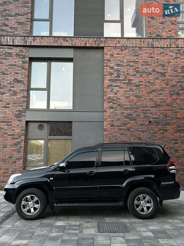 Внедорожник / Кроссовер Toyota Land Cruiser Prado 2007 в Днепре