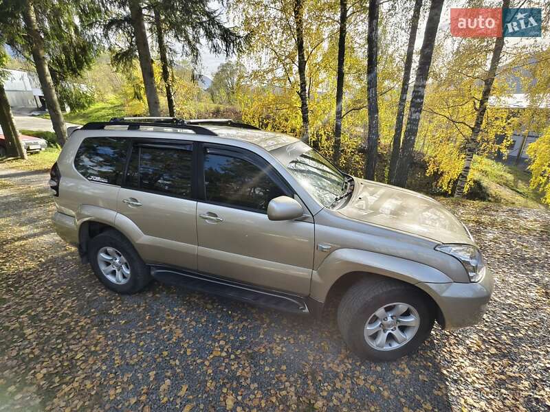 Внедорожник / Кроссовер Toyota Land Cruiser Prado 2005 в Межгорье