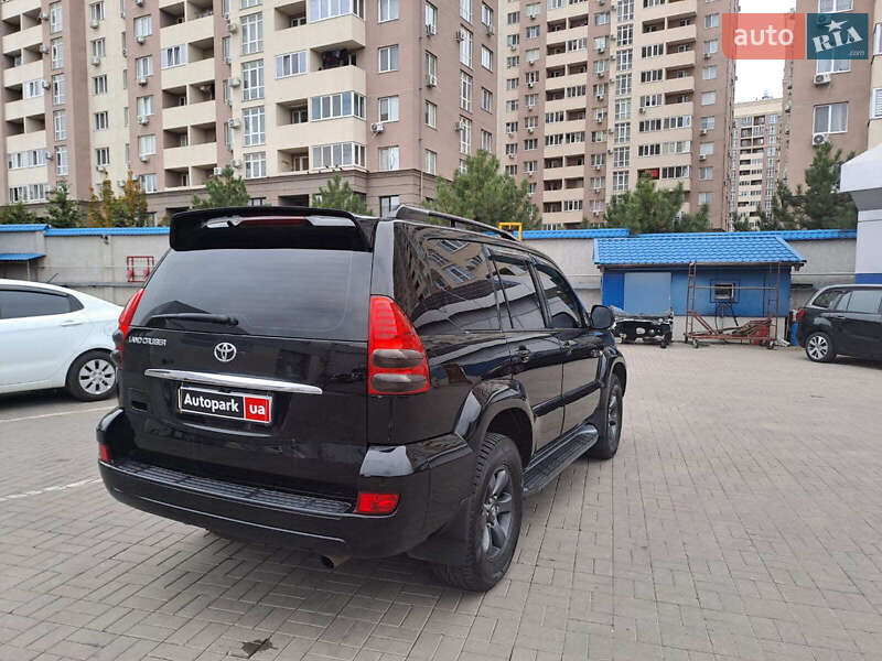 Позашляховик / Кросовер Toyota Land Cruiser Prado 2005 в Одесі