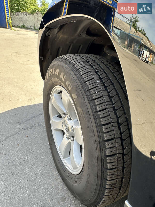 Внедорожник / Кроссовер Toyota Land Cruiser Prado 2006 в Харькове