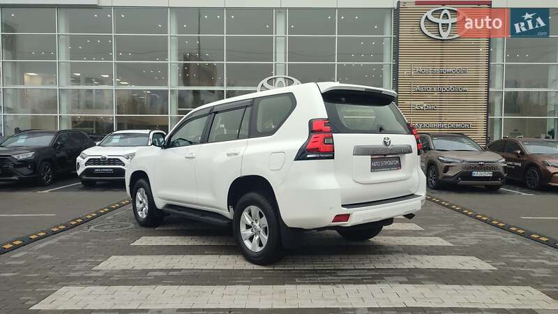 Внедорожник / Кроссовер Toyota Land Cruiser Prado 2021 в Киеве