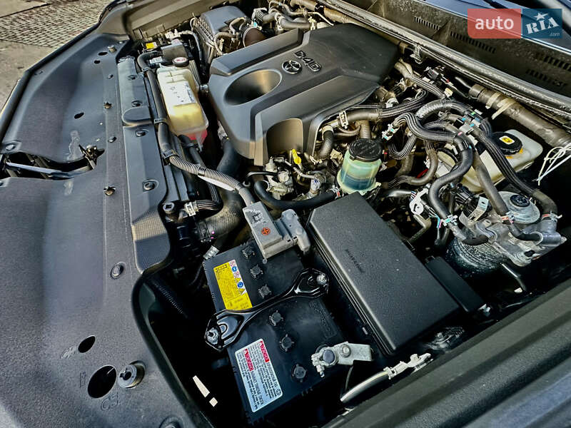 Позашляховик / Кросовер Toyota Land Cruiser Prado 2020 в Мукачевому