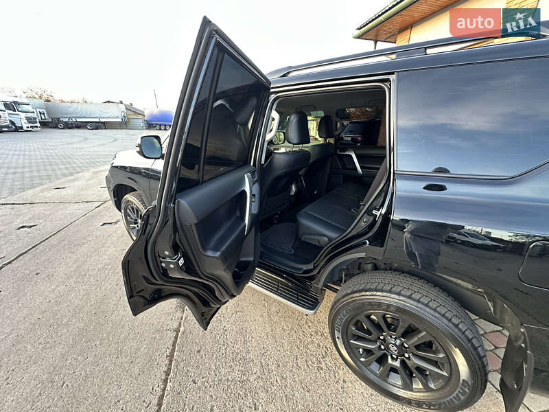 Позашляховик / Кросовер Toyota Land Cruiser Prado 2020 в Мукачевому
