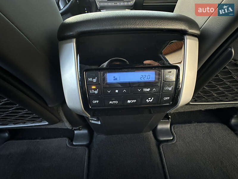 Позашляховик / Кросовер Toyota Land Cruiser Prado 2020 в Мукачевому