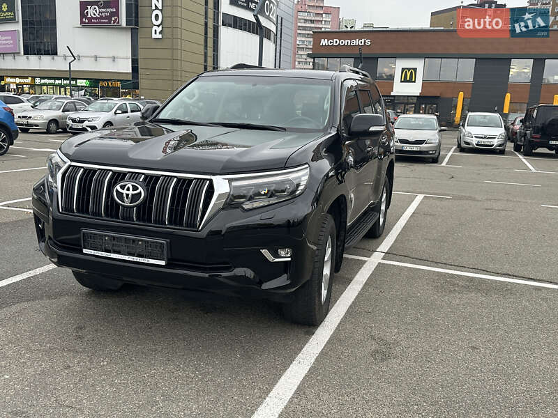 Внедорожник / Кроссовер Toyota Land Cruiser Prado 2017 в Киеве