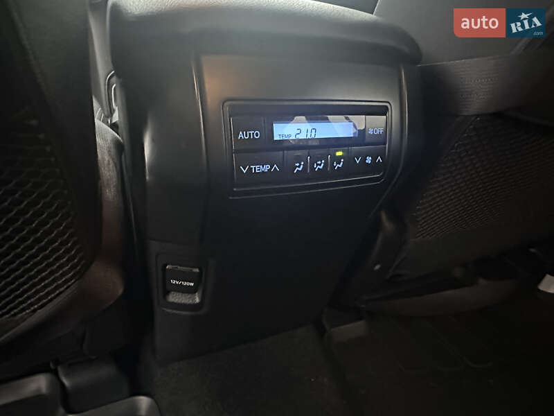 Внедорожник / Кроссовер Toyota Land Cruiser Prado 2017 в Киеве