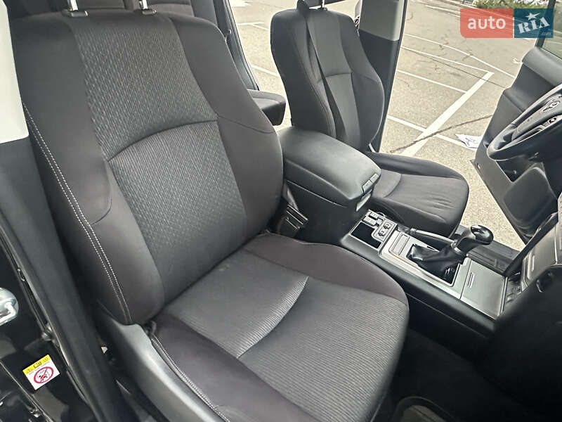 Внедорожник / Кроссовер Toyota Land Cruiser Prado 2017 в Киеве
