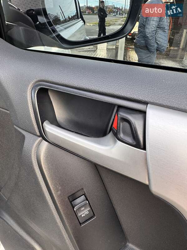 Внедорожник / Кроссовер Toyota Land Cruiser Prado 2020 в Николаеве фото 35 Внедорожник / Кроссовер Toyota Land Cruiser Prado 2020 в Николаеве