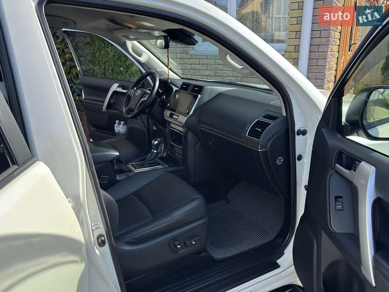 Внедорожник / Кроссовер Toyota Land Cruiser Prado 2021 в Виннице фото 13 Внедорожник / Кроссовер Toyota Land Cruiser Prado 2021 в Виннице