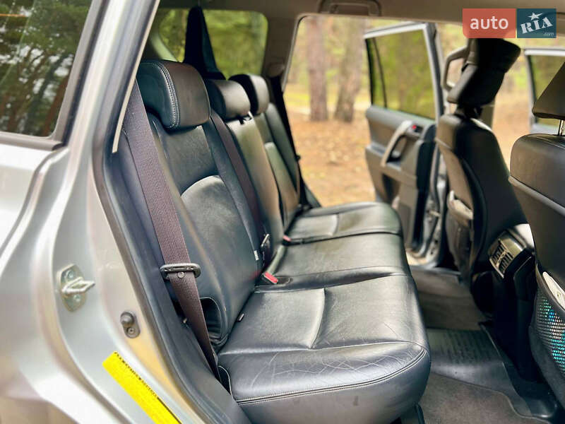 Внедорожник / Кроссовер Toyota Land Cruiser Prado 2017 в Горишних Плавнях