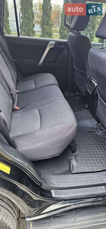 Внедорожник / Кроссовер Toyota Land Cruiser Prado 2014 в Виноградове фото 9 Внедорожник / Кроссовер Toyota Land Cruiser Prado 2014 в Виноградове