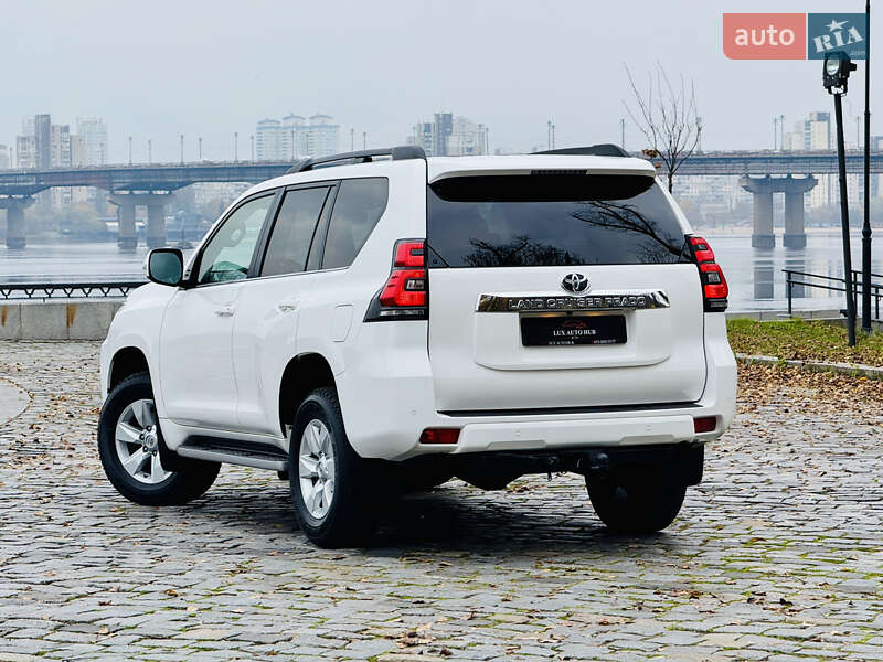 Позашляховик / Кросовер Toyota Land Cruiser Prado 2020 в Києві