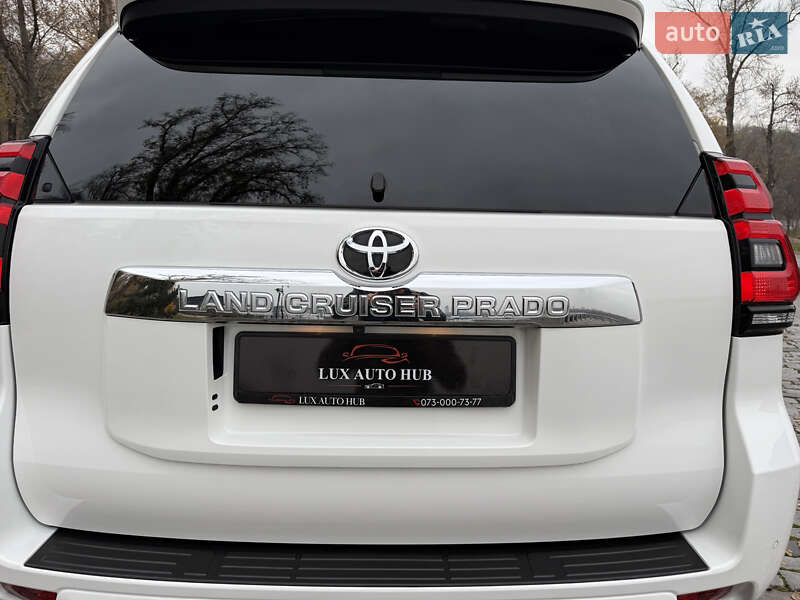 Позашляховик / Кросовер Toyota Land Cruiser Prado 2020 в Києві