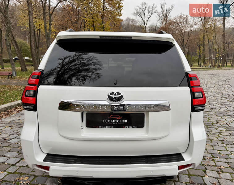 Позашляховик / Кросовер Toyota Land Cruiser Prado 2020 в Києві