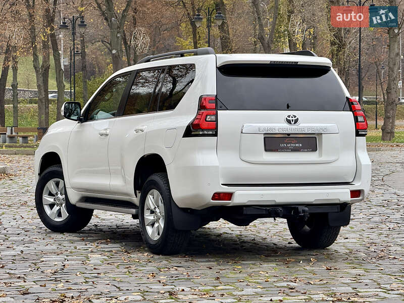 Позашляховик / Кросовер Toyota Land Cruiser Prado 2020 в Києві