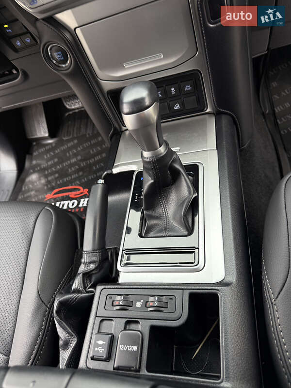 Позашляховик / Кросовер Toyota Land Cruiser Prado 2020 в Києві