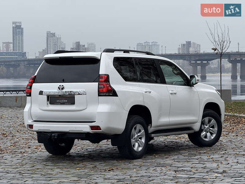 Позашляховик / Кросовер Toyota Land Cruiser Prado 2020 в Києві