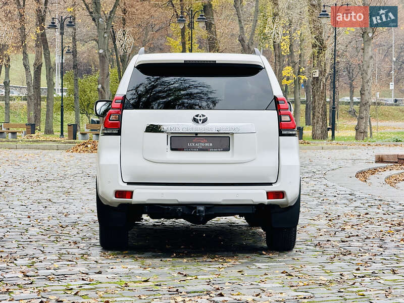 Позашляховик / Кросовер Toyota Land Cruiser Prado 2020 в Києві