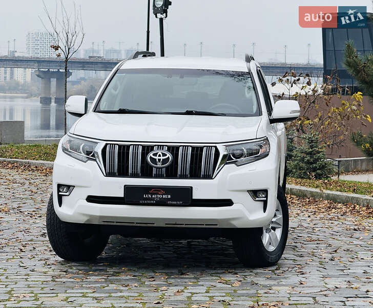 Позашляховик / Кросовер Toyota Land Cruiser Prado 2020 в Києві