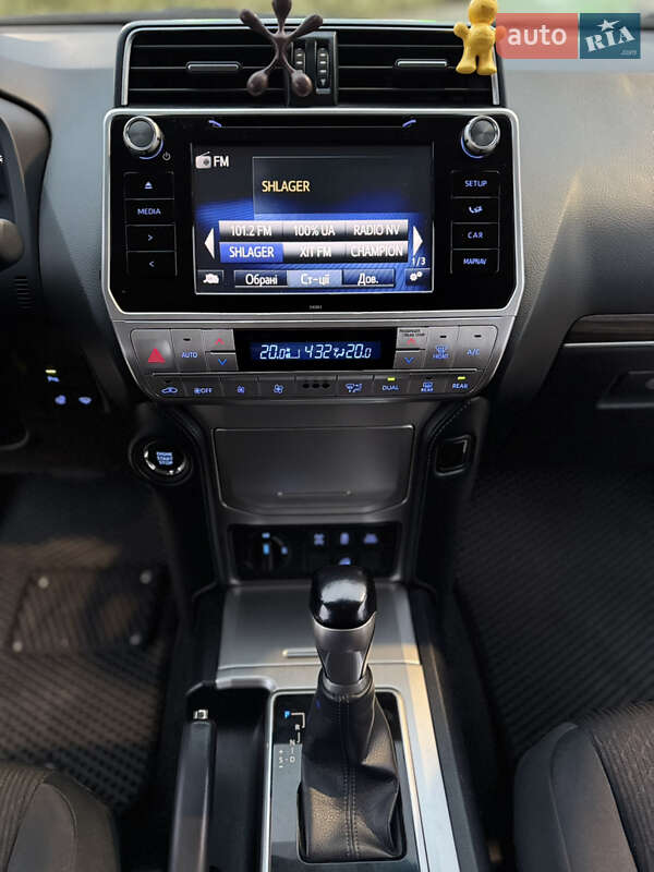 Внедорожник / Кроссовер Toyota Land Cruiser Prado 2020 в Хмельницком