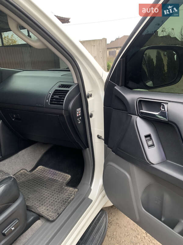 Внедорожник / Кроссовер Toyota Land Cruiser Prado 2010 в Днепре фото 9 Внедорожник / Кроссовер Toyota Land Cruiser Prado 2010 в Днепре