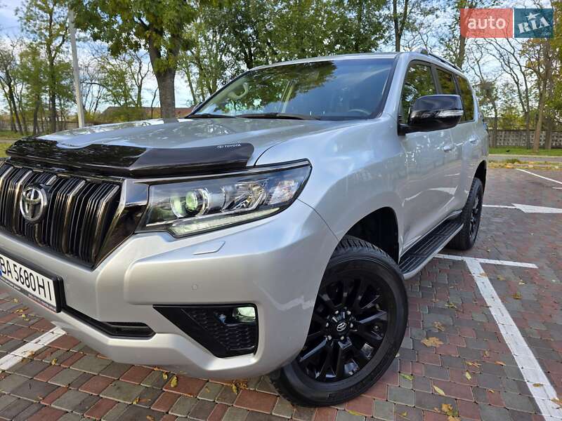 Toyota Land Cruiser Prado 2022