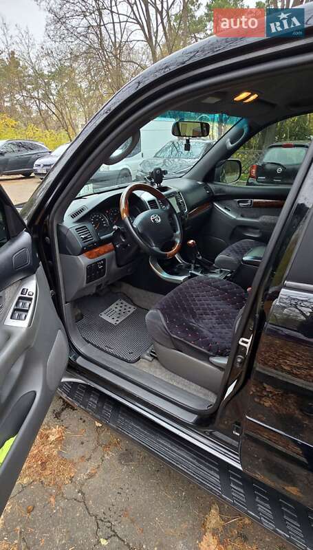 Внедорожник / Кроссовер Toyota Land Cruiser Prado 2006 в Киеве