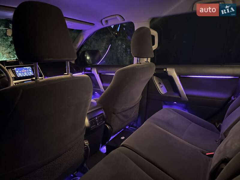 Внедорожник / Кроссовер Toyota Land Cruiser Prado 2020 в Яремче