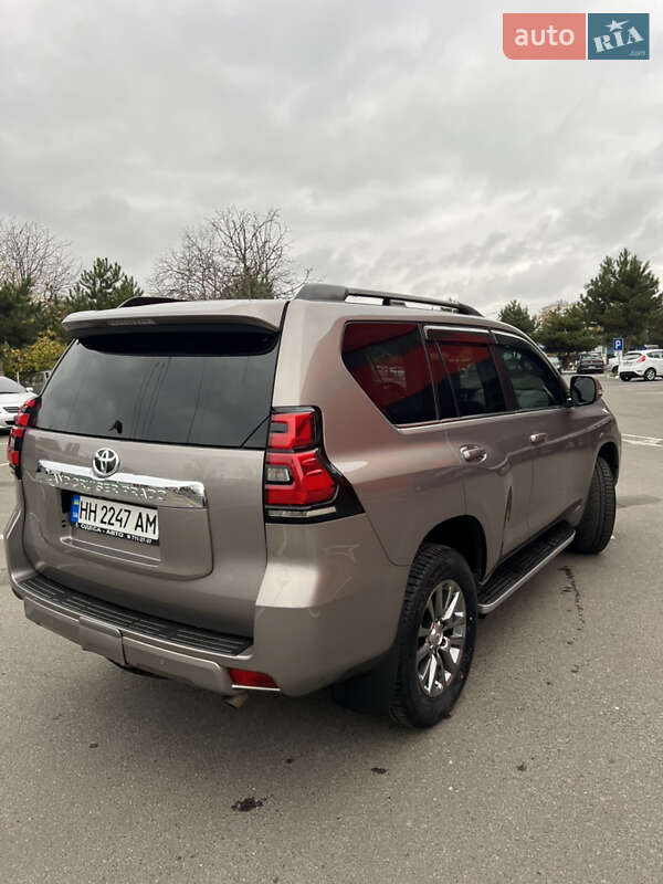 Позашляховик / Кросовер Toyota Land Cruiser Prado 2019 в Одесі