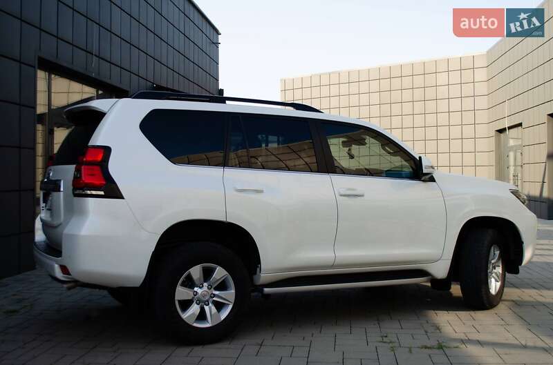 Позашляховик / Кросовер Toyota Land Cruiser Prado 2020 в Тячеві фото 9 Позашляховик / Кросовер Toyota Land Cruiser Prado 2020 в Тячеві