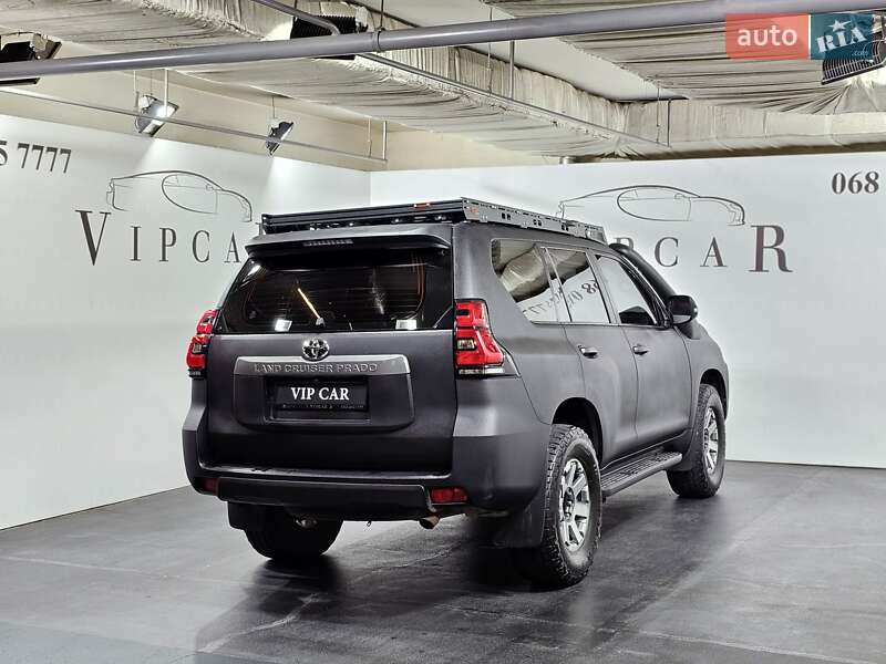 Позашляховик / Кросовер Toyota Land Cruiser Prado 2019 в Києві