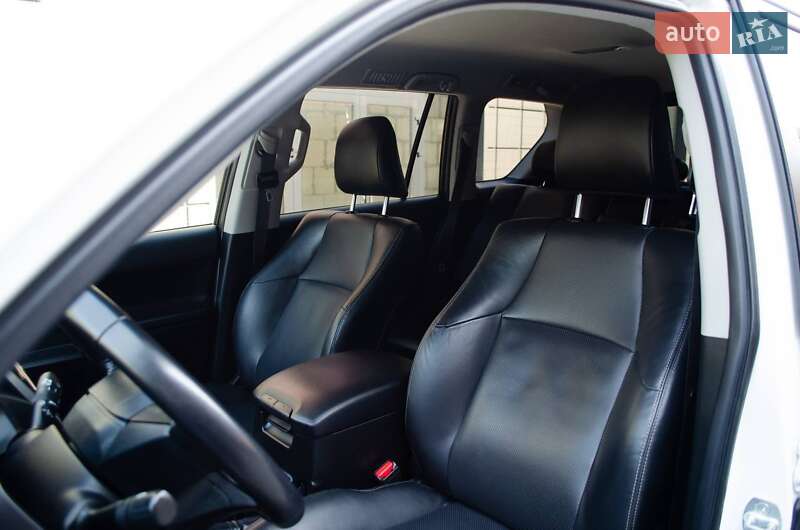 Позашляховик / Кросовер Toyota Land Cruiser Prado 2020 в Тячеві фото 33 Позашляховик / Кросовер Toyota Land Cruiser Prado 2020 в Тячеві