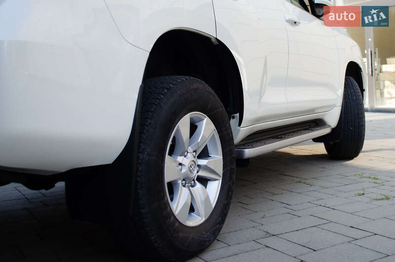 Позашляховик / Кросовер Toyota Land Cruiser Prado 2020 в Тячеві фото 71 Позашляховик / Кросовер Toyota Land Cruiser Prado 2020 в Тячеві
