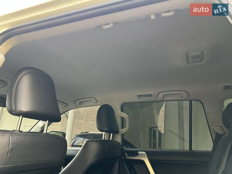 Внедорожник / Кроссовер Toyota Land Cruiser Prado 2019 в Тернополе