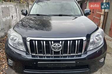 Позашляховик / Кросовер Toyota Land Cruiser Prado 2011 в Києві