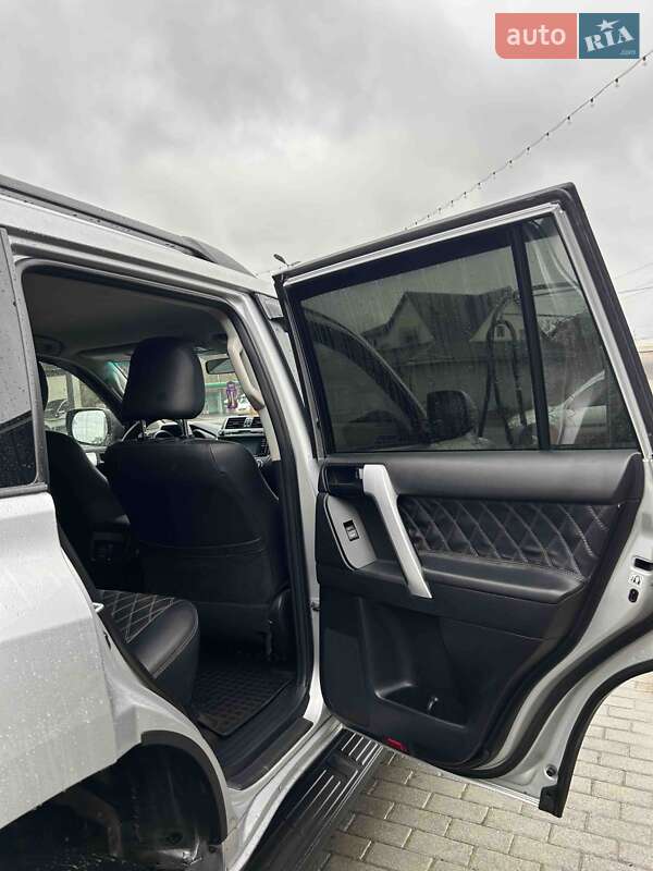 Внедорожник / Кроссовер Toyota Land Cruiser Prado 2014 в Тячеве фото 24 Внедорожник / Кроссовер Toyota Land Cruiser Prado 2014 в Тячеве