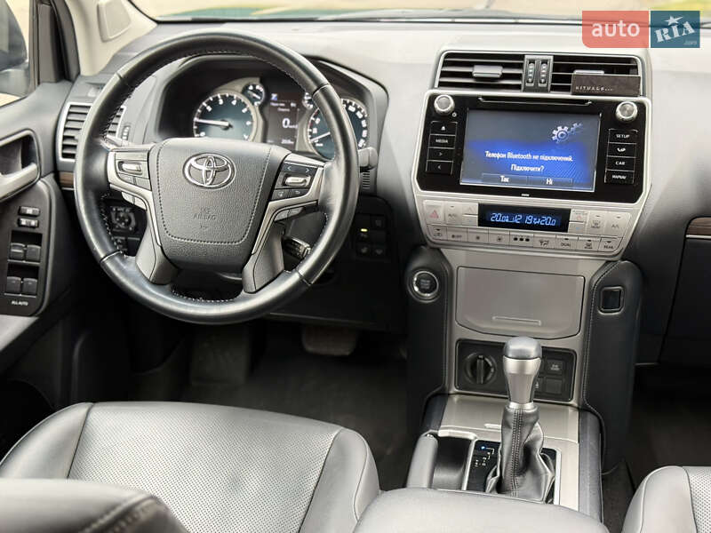 Внедорожник / Кроссовер Toyota Land Cruiser Prado 2019 в Киеве