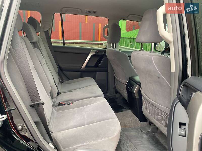 Внедорожник / Кроссовер Toyota Land Cruiser Prado 2010 в Киеве фото 23 Внедорожник / Кроссовер Toyota Land Cruiser Prado 2010 в Киеве